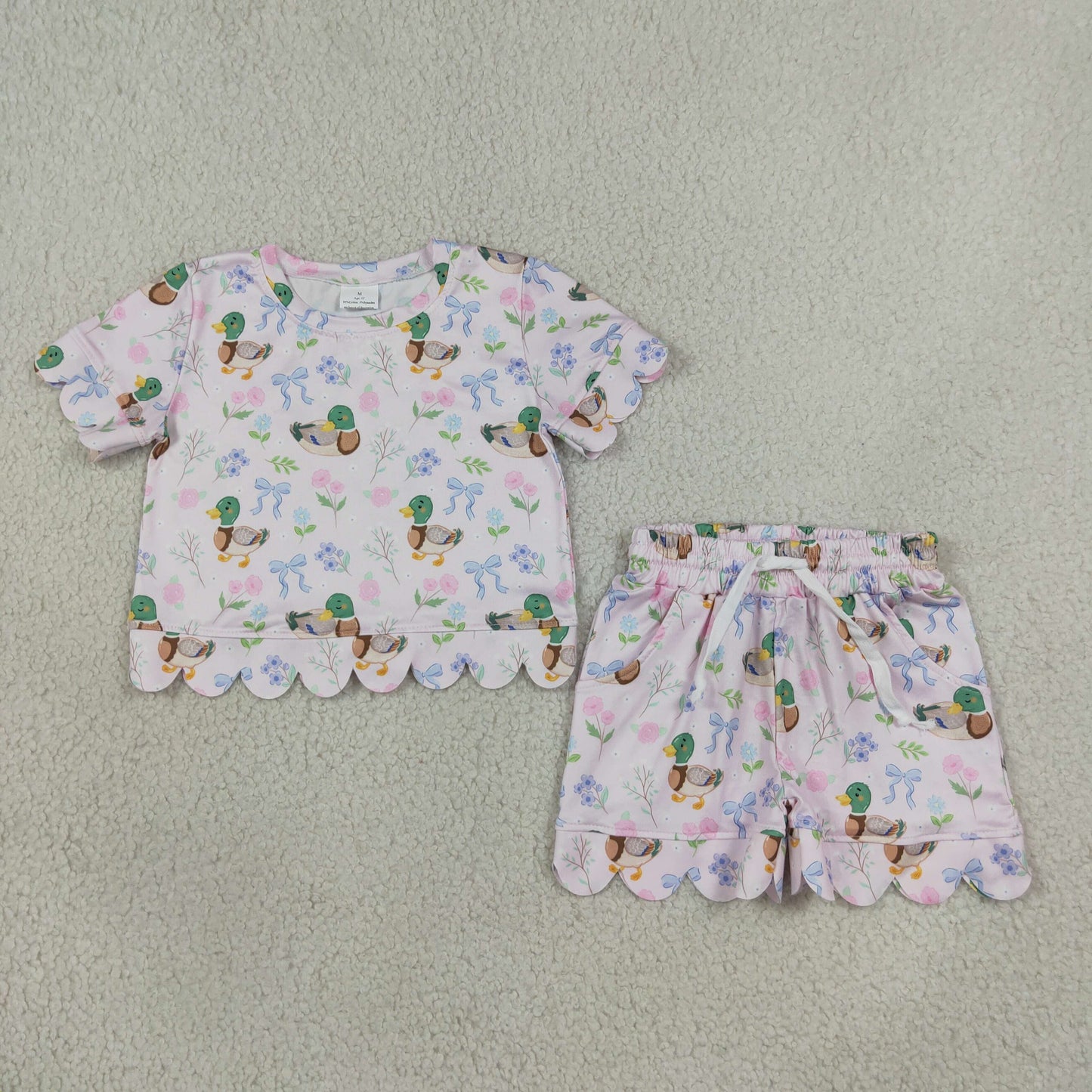 GSSO3737 Mallard Ducks Bows Flower Scallop Edge Girls Shorts Set