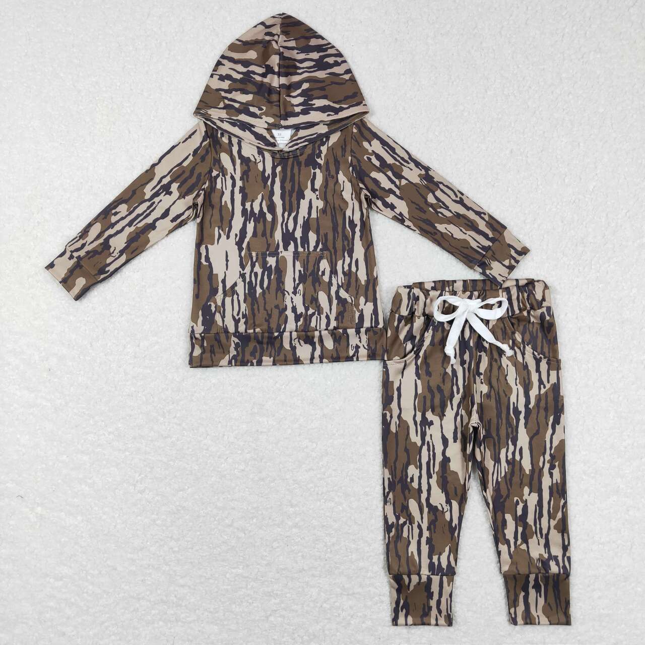 Camo Jogger Outfit