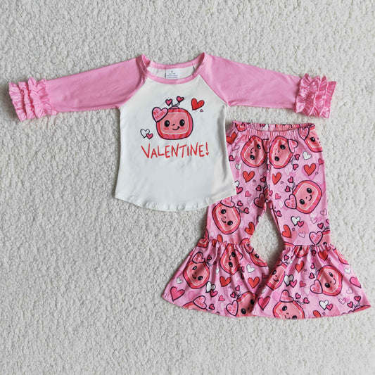 Valentine's Day love girl outfits
