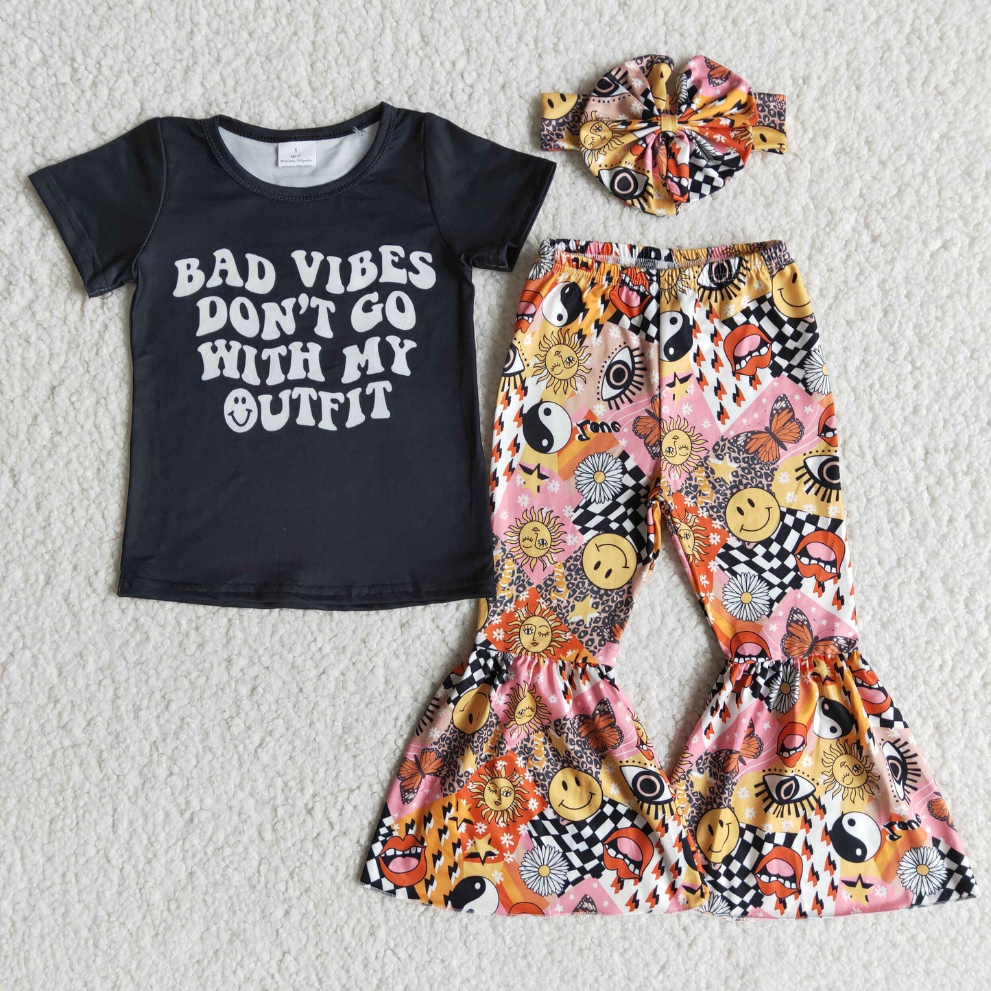 BAad vibes don't go with my outfit with bow
