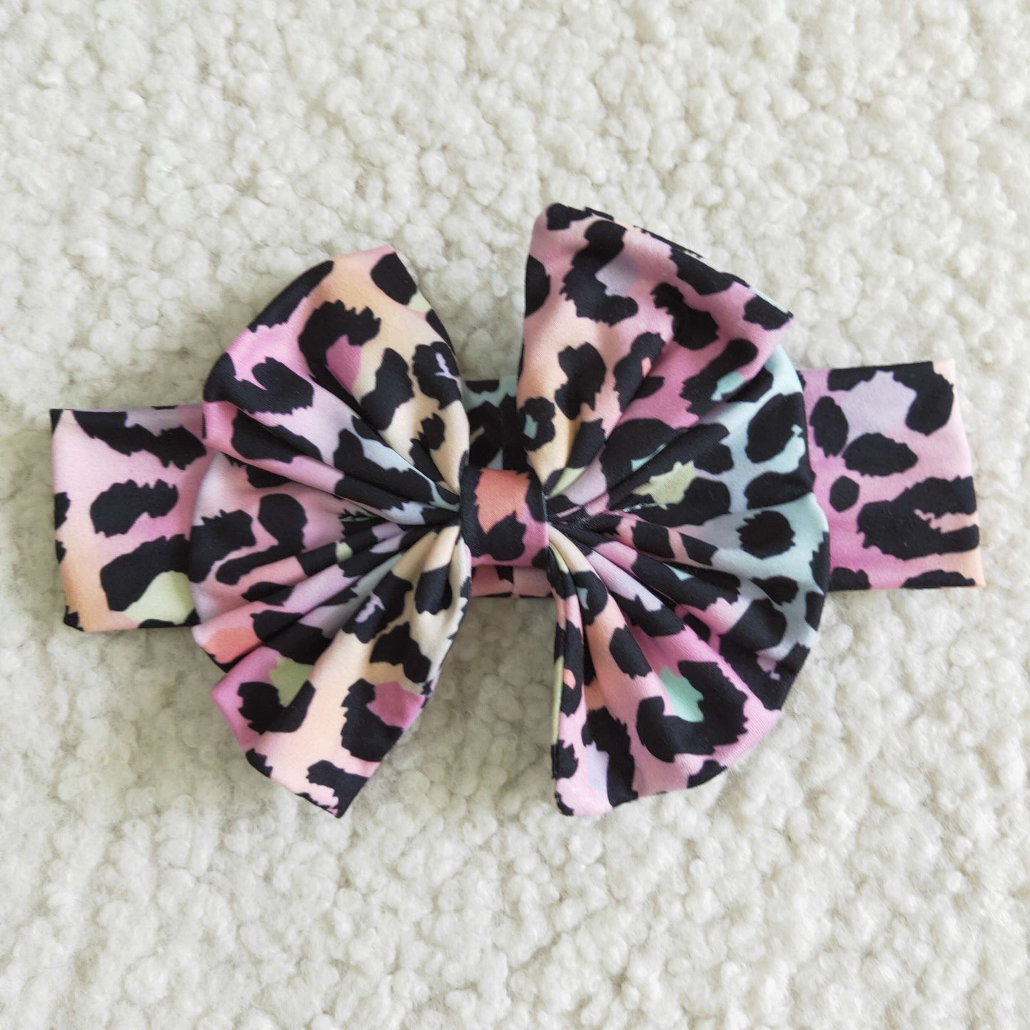 leopard bow