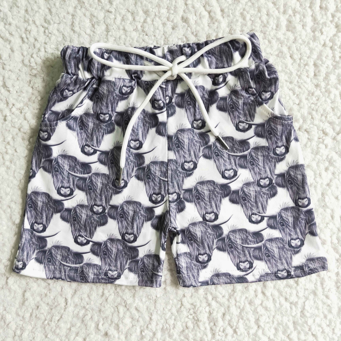 Boys cow short