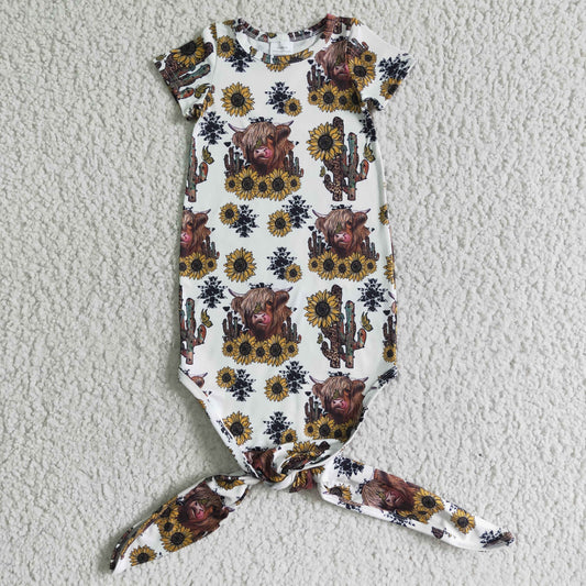 Cow Sunflowers newborn