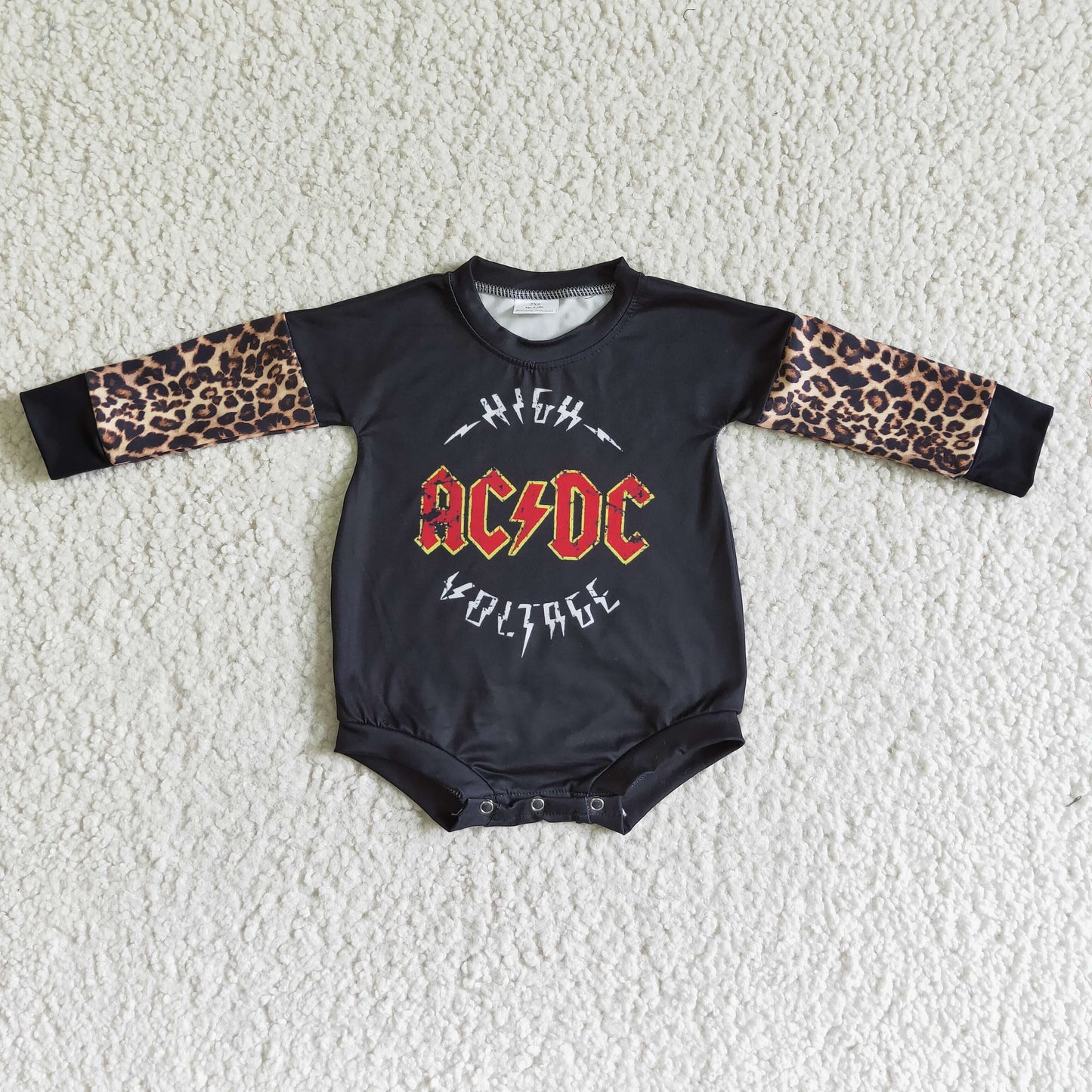 Leopard Back baby long sleeves romper