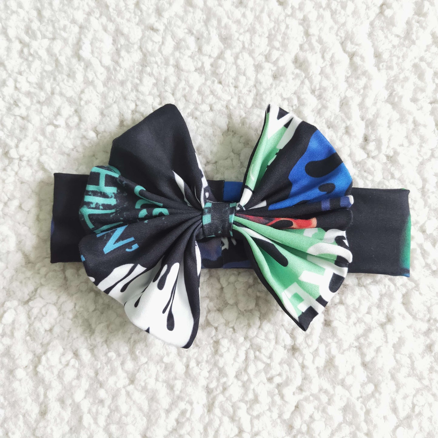 Black Cartoon Pattern set Bummies With Bow