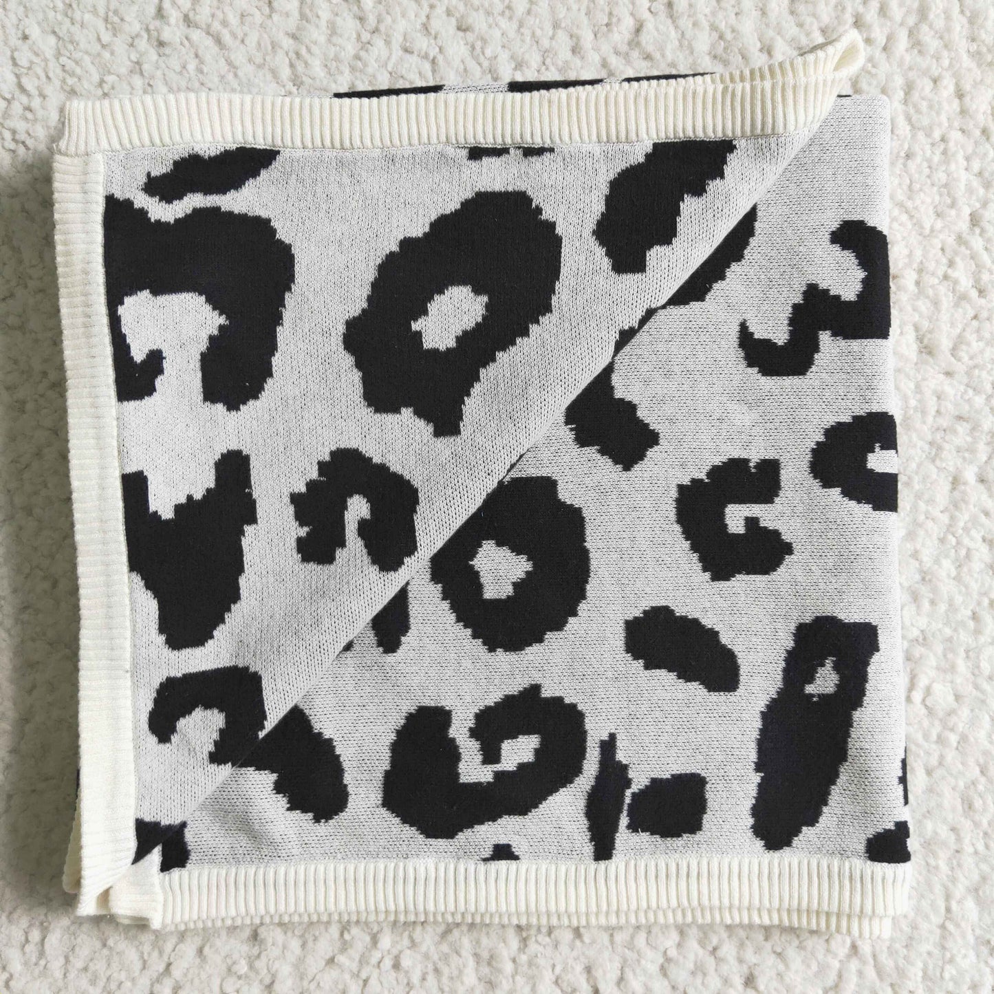 Leopard wool Blanket