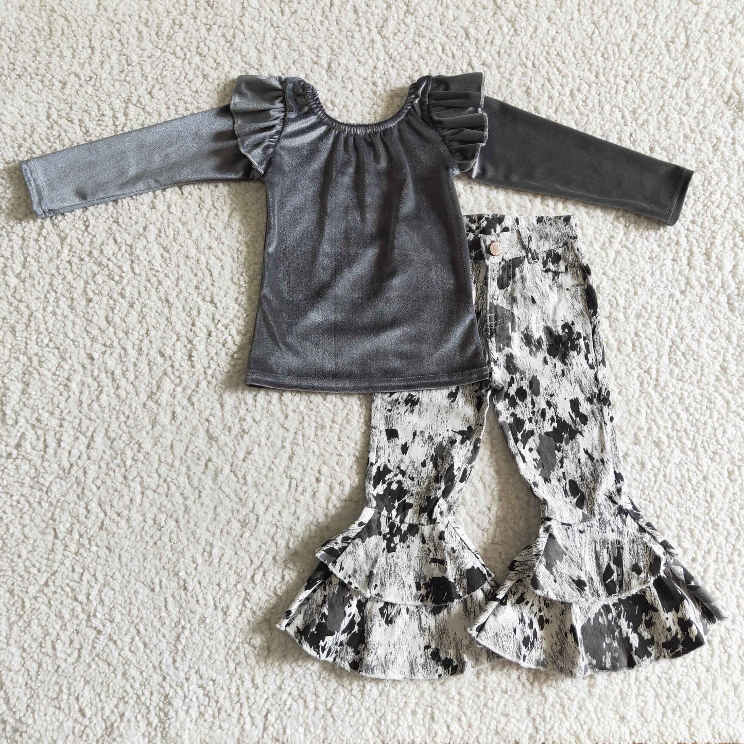 Fall Outfits Velvet Top Jeans Bell Pants Gilr‘s Outfits