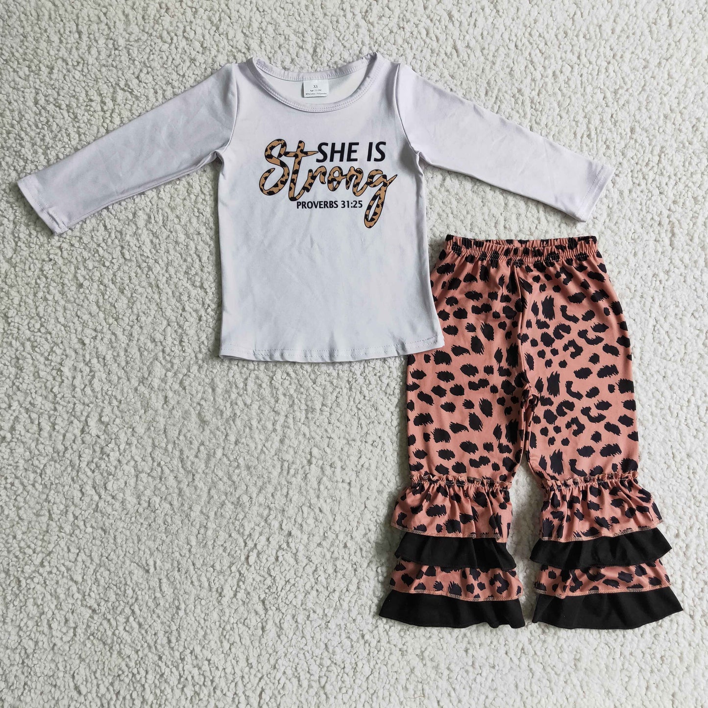 Leopard Ruffle Gilr‘s Outfits