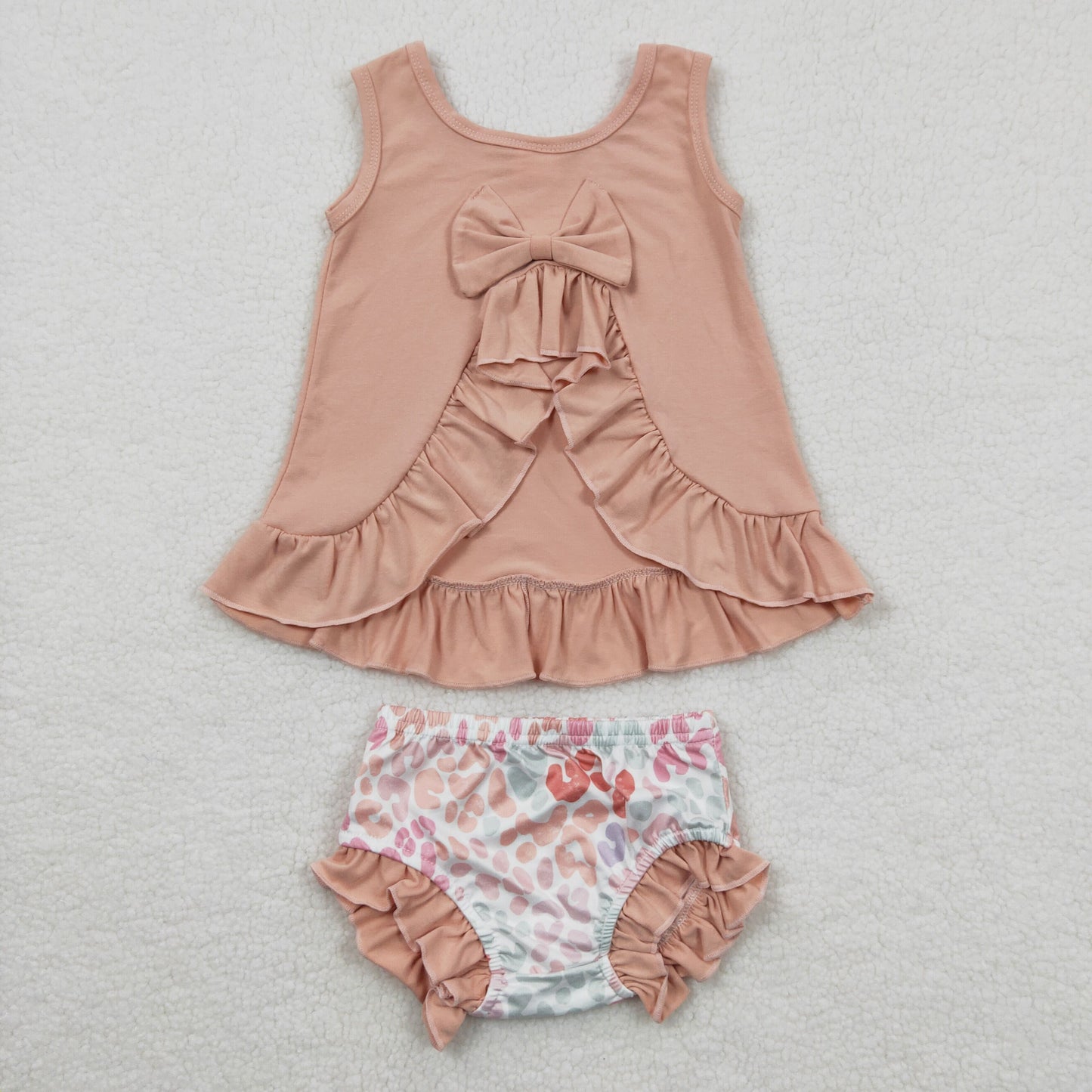 Pink Pattern Leopard Girls bummie outfit