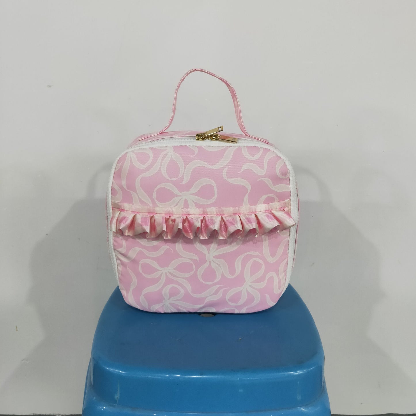 BA0464 Bows Pink Ruffles Lunch Box Bag