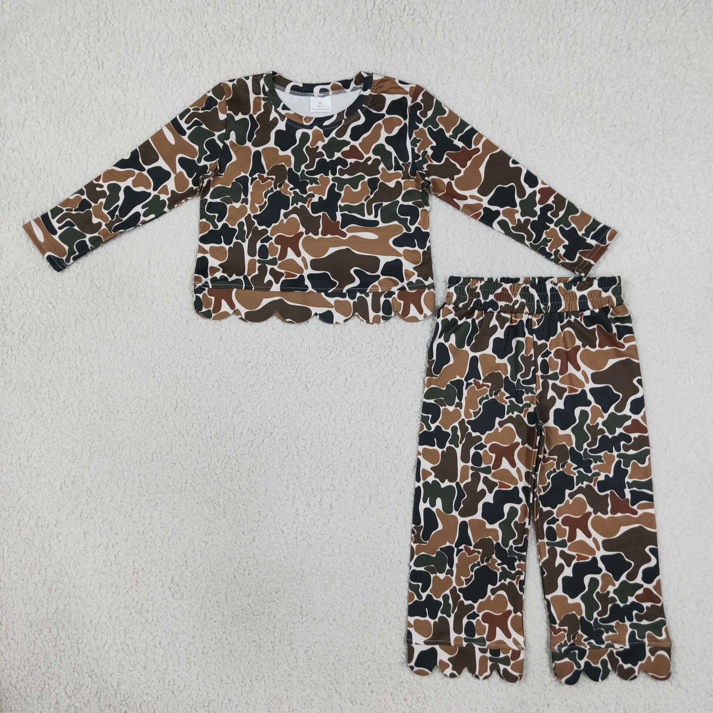 GLP3662 Hunting Camo Scallop Edge Mockneck Girls Set