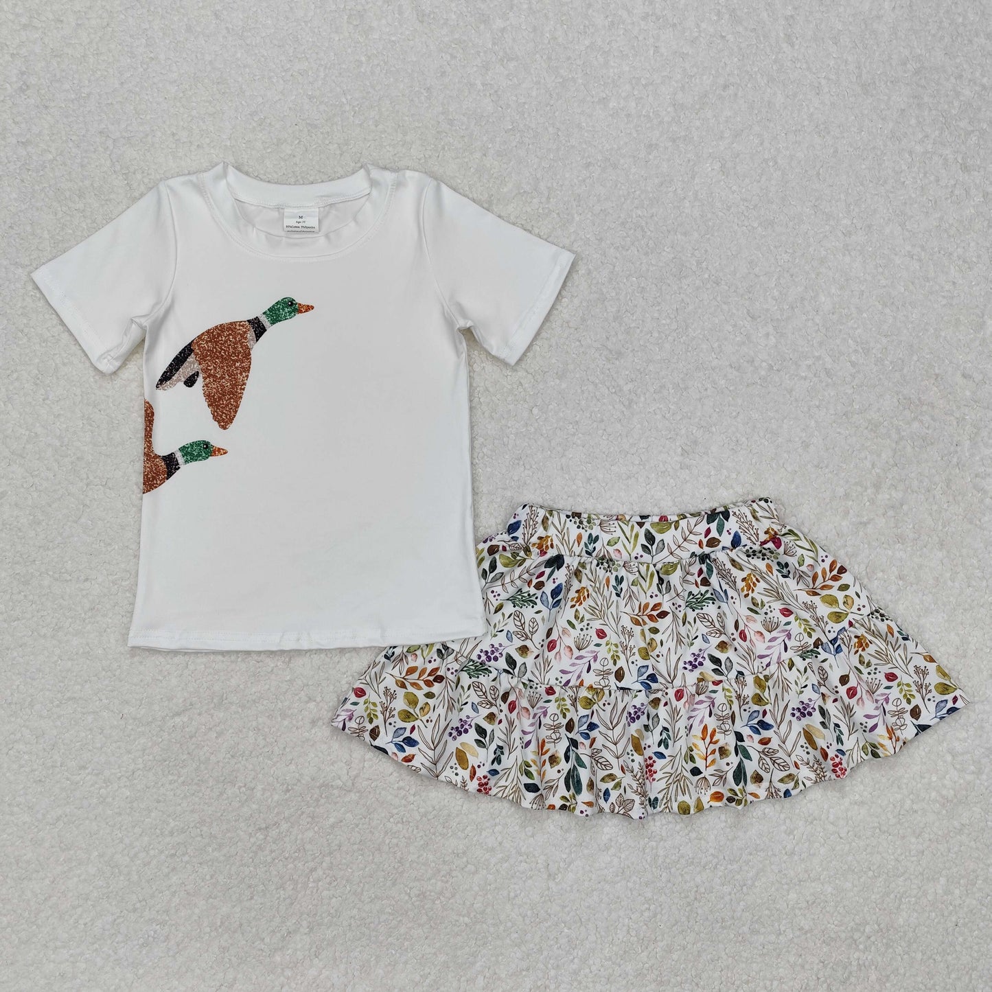 duck flowers Girls ‘s summer outfit