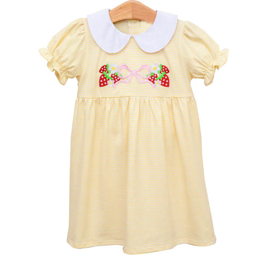 pre -order yellow stripe strawberry embroidery  girl set GSD2138
