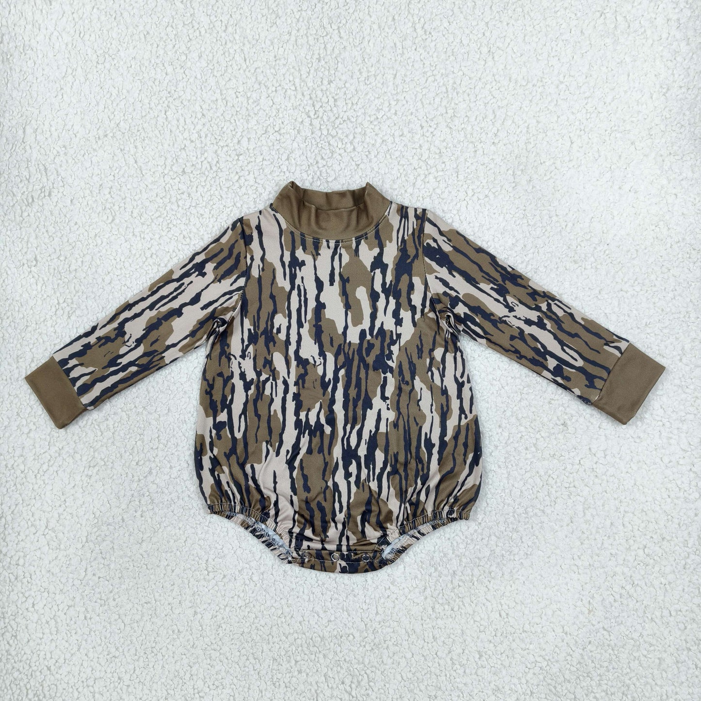 LR3259 Hunting Camo Middle Neckline Baby Bubble Romper