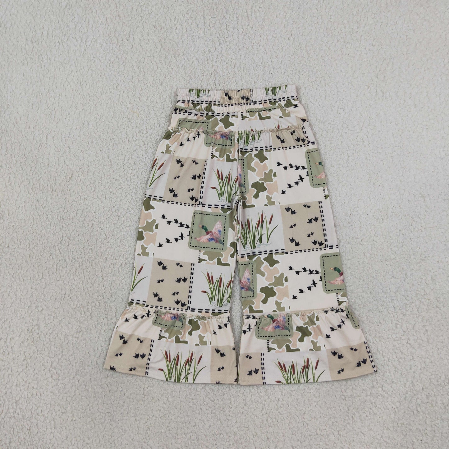 P1067 Mallard Ducks Camo Ruffles Girls Wide Leg Pants
