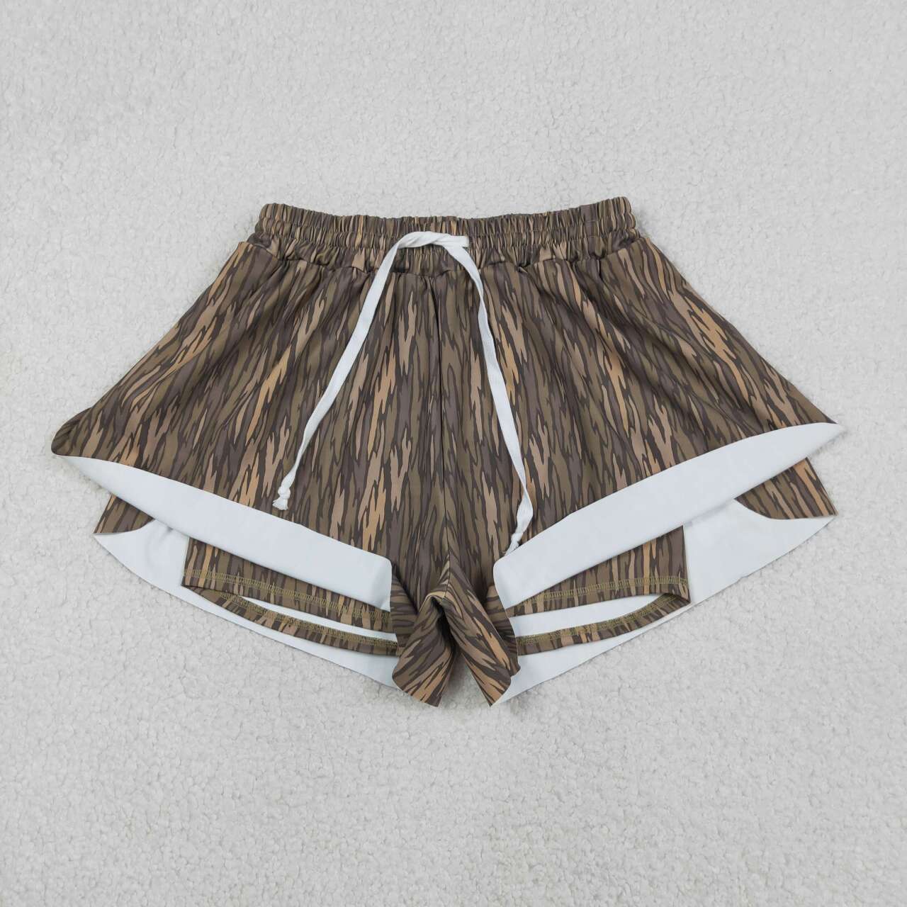 Adult Women Camo Short SO596