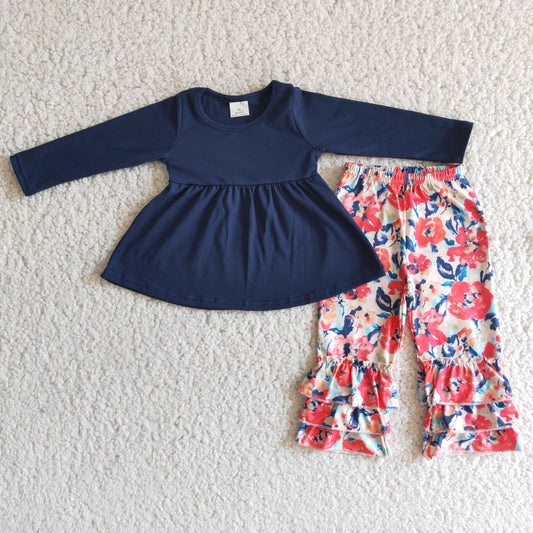 fall outfits Blue flowers beautiful girl suit