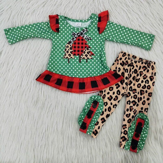 green tree leopard christmas outfits