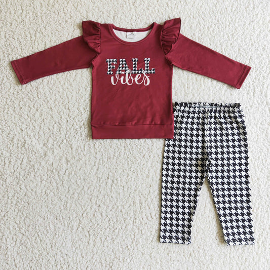 Fall Outfits Burgundy Black And White Plaid Pants