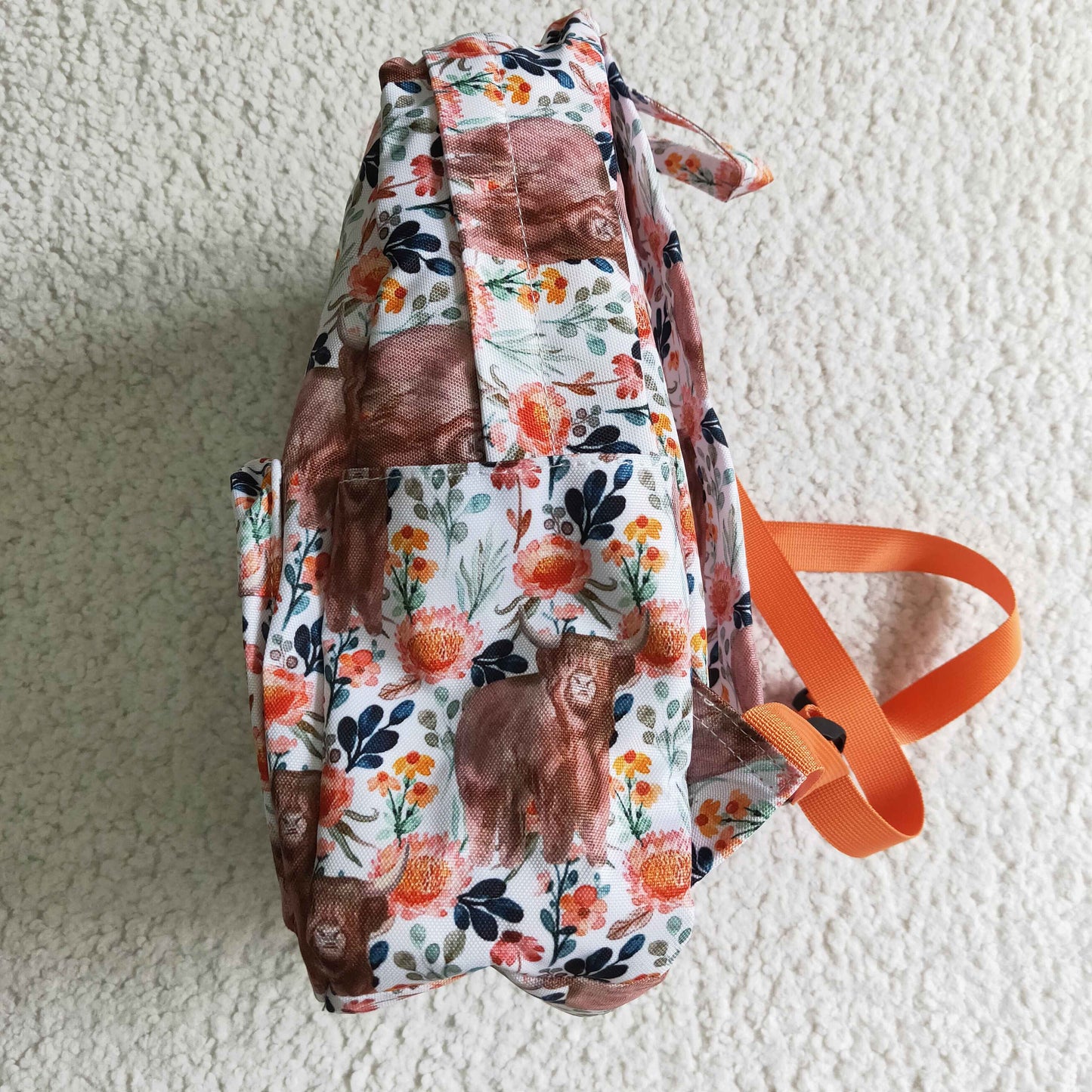 HIGHLAND COW FLOWER BACKPACK