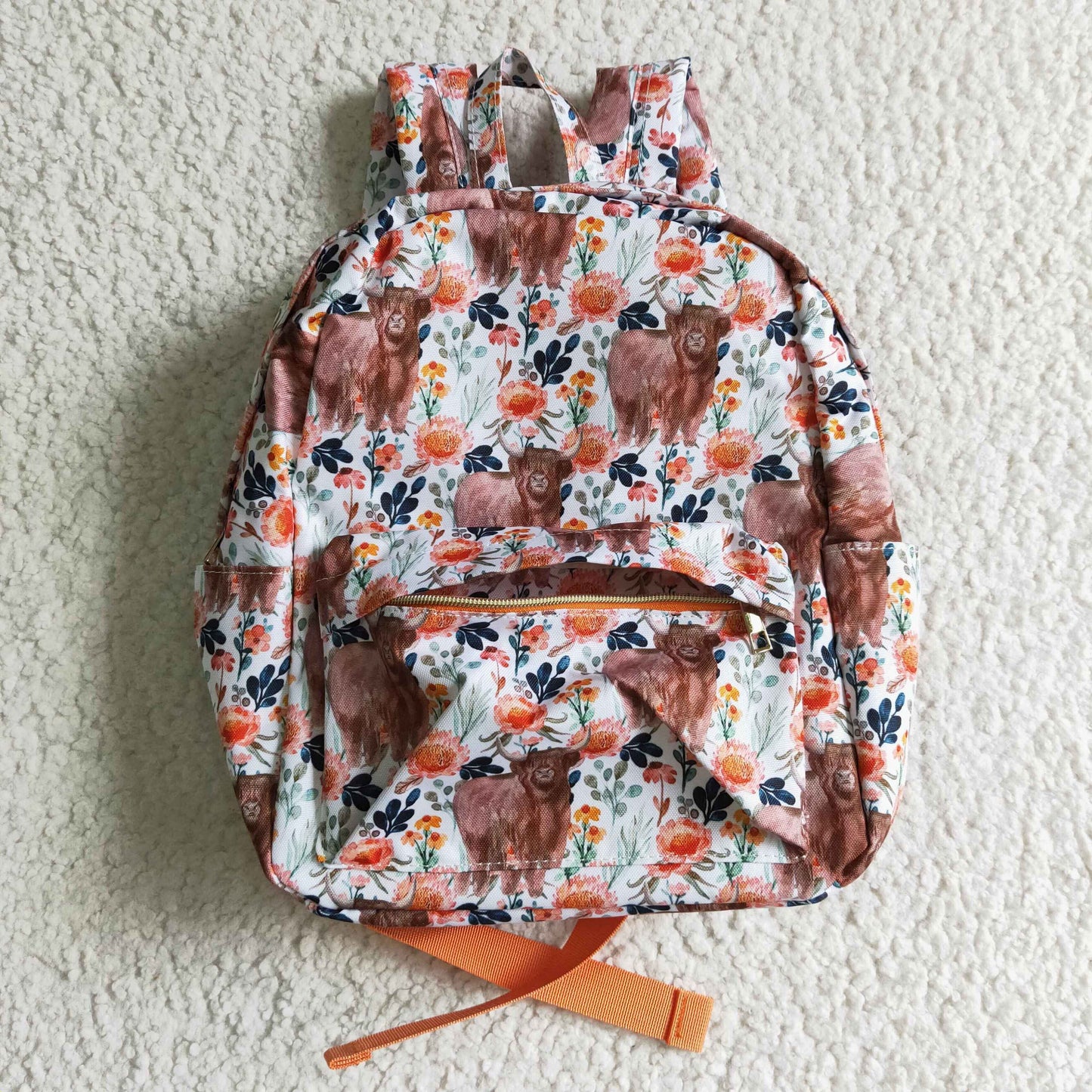 HIGHLAND COW FLOWER BACKPACK