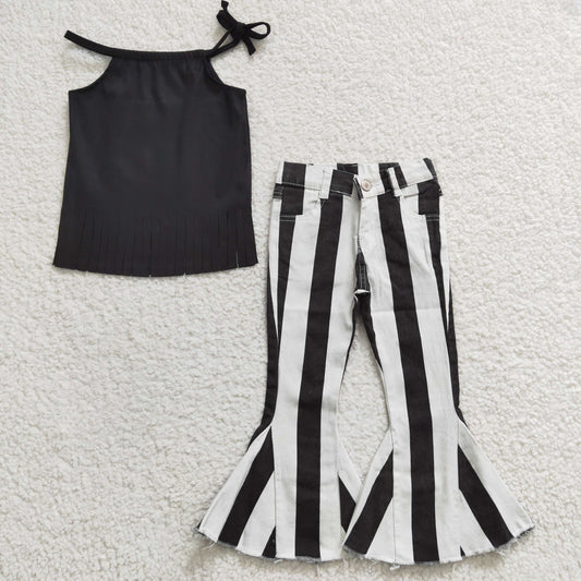 Black Top Baby shirt + Stripe Jeans